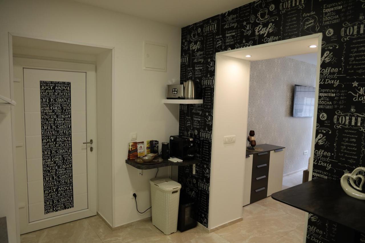 Love Nest Apartment Любляна Екстер'єр фото