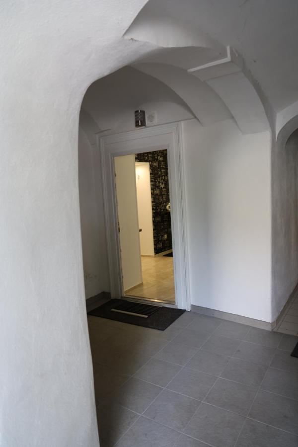 Love Nest Apartment Любляна Екстер'єр фото